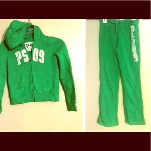 Girls Aeropostale track suit
